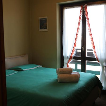 Albergo Casa Della Neve Stresa Exterior photo